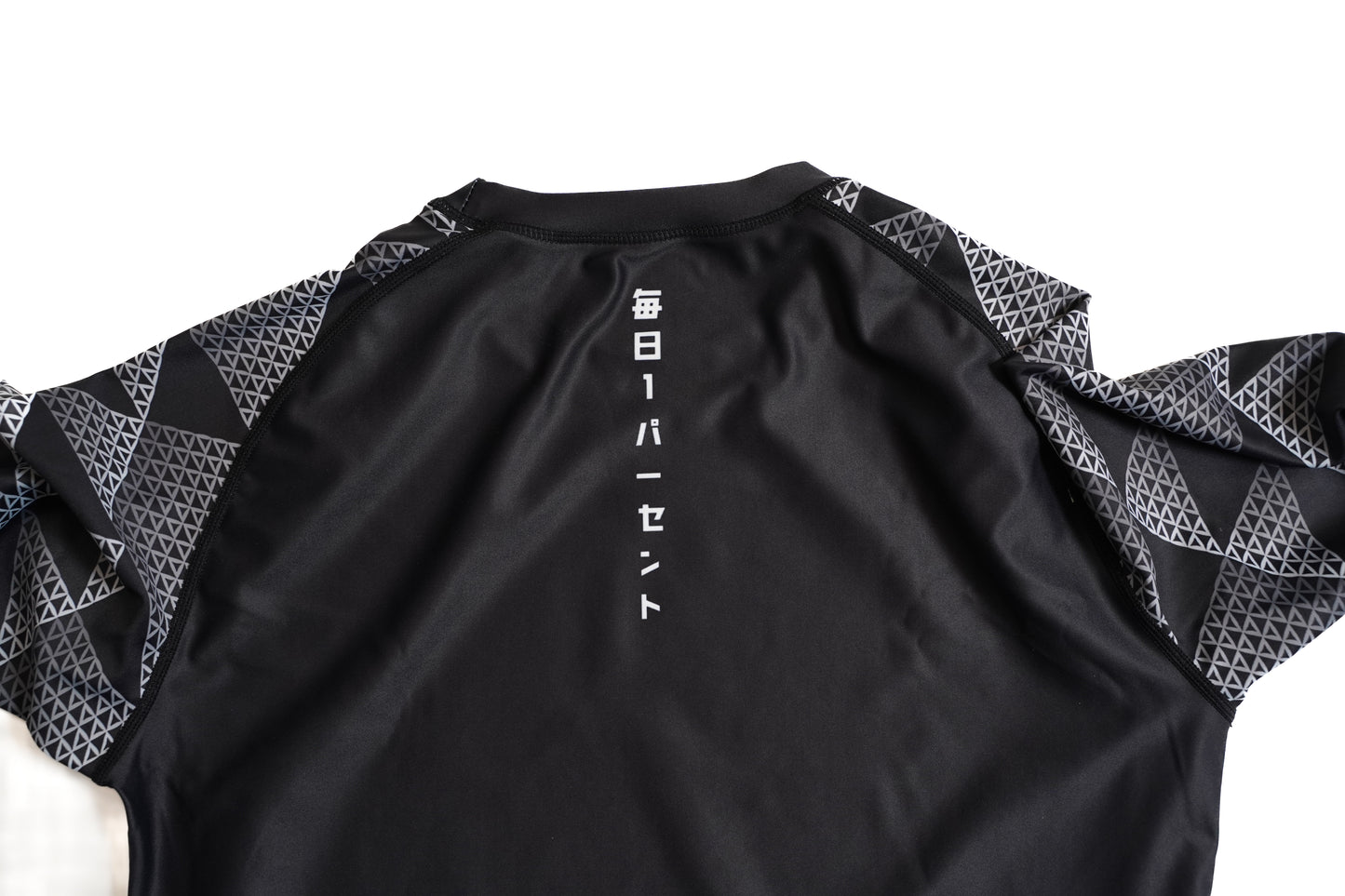 MAINICHI RASHGUARD - BLACK LS